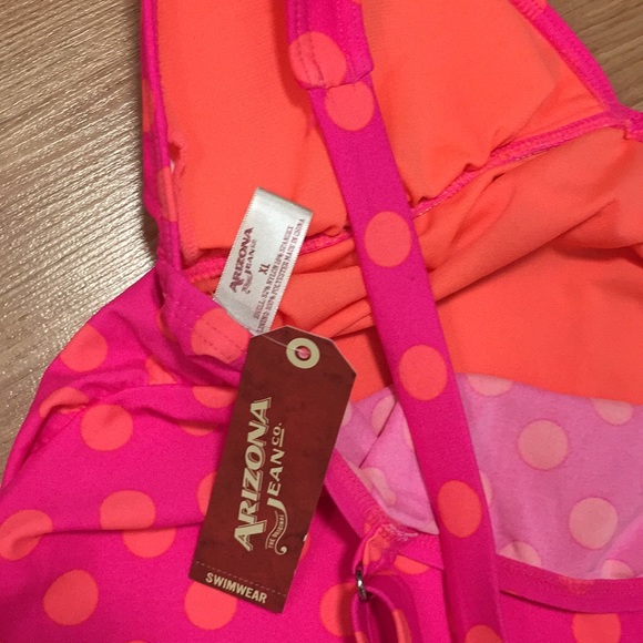 NWT polka dot Tankini top - Picture 5 of 6